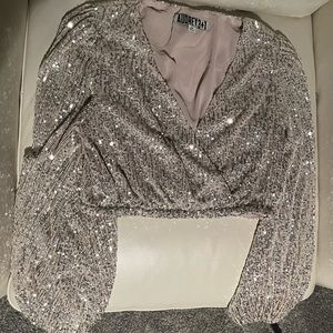 Lulu’s cropped sequin top